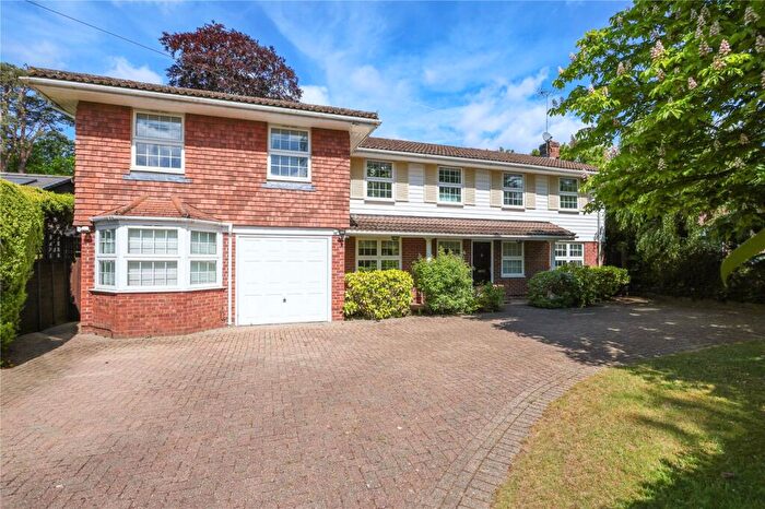 6 Bedroom Detached House For Sale In Nightingale Close, Cobham, Surrey, KT11