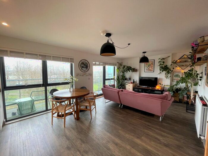 2 Bedroom Apartment To Rent In Paintworks, Arno's Vale, Bristol, BS4