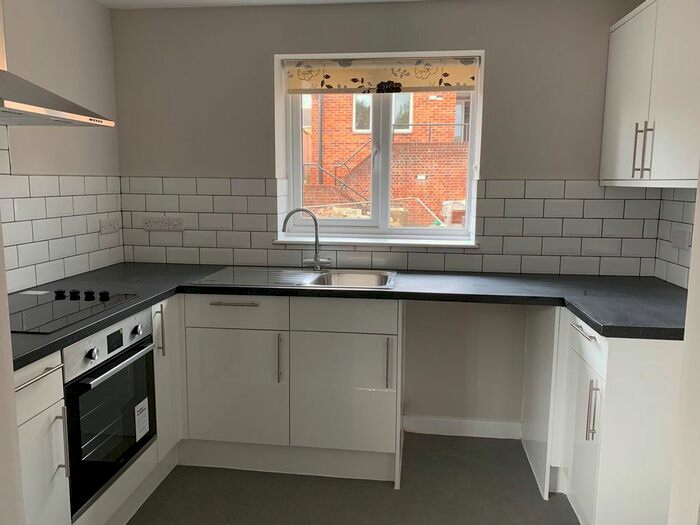 1 Bedroom Flat To Rent In Preston Road, Yeovil, BA20