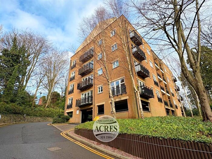 2 Bedroom Apartment For Sale In Caversham Place, Sutton Coldfield, B73