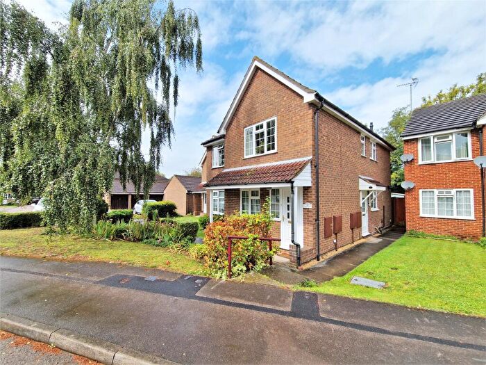 2 Bedroom Maisonette To Rent In Durand Road, Earley, Reading, Berkshire, RG6