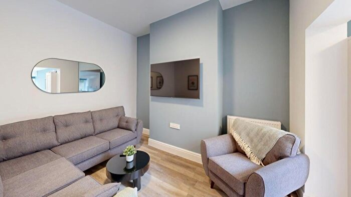 5 Bedroom House To Rent In Elmside, EX4