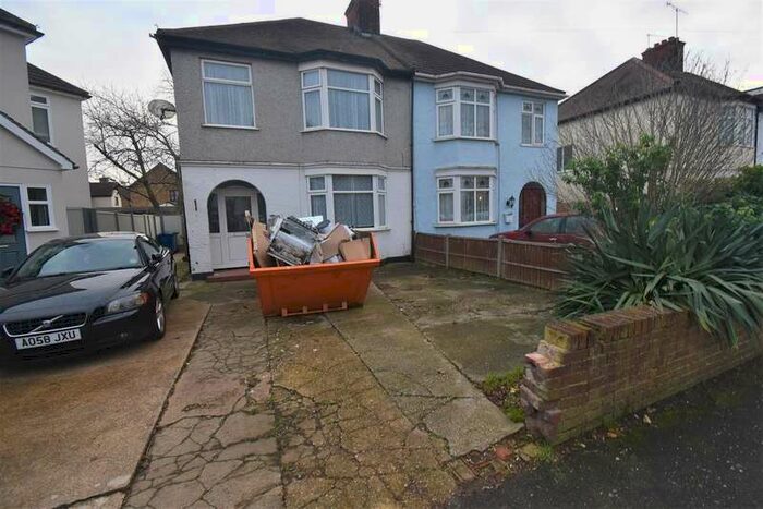 3 Bedroom Semi-Detached House To Rent In Nutberry Avenue, North Grays, RM16