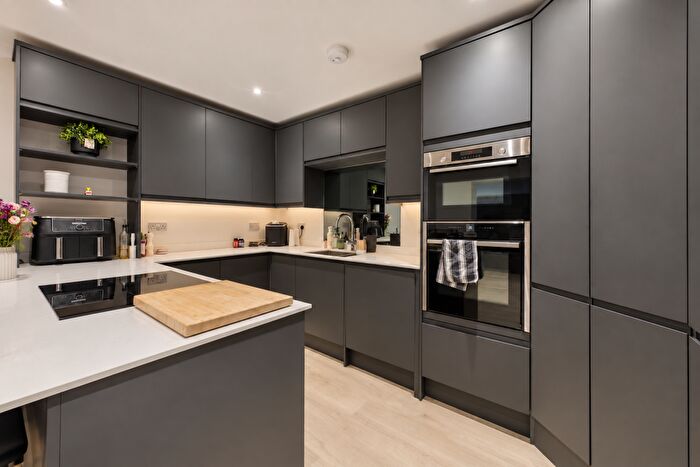 2 Bedroom Apartment To Rent In London Road, East Grinstead, RH19