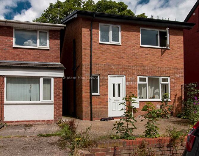 4 Bedroom House To Rent In Mildred Street, Salford, M7