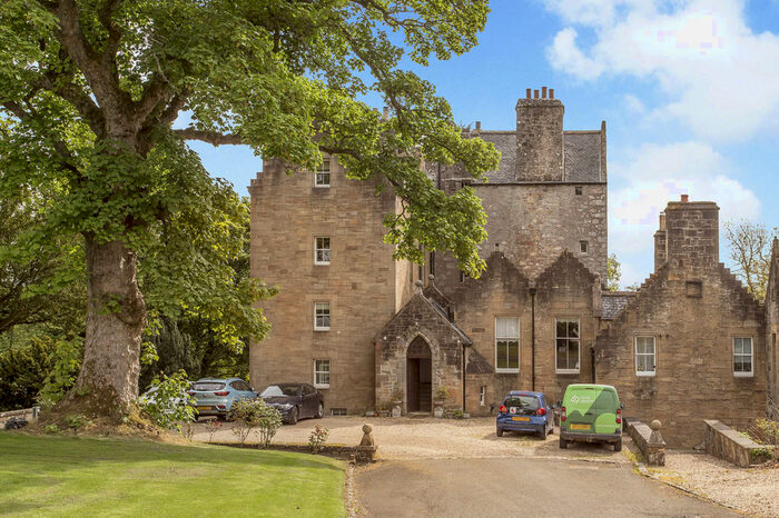3 Bedroom Apartment For Sale In Bridge Castle House, Bathgate, EH48