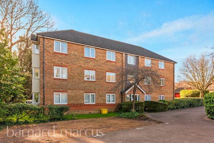 1 Bedroom Flat To Rent In Sevenoaks Close, Belmont, Sutton SM2