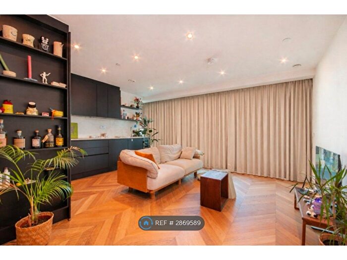 2 Bedroom Flat To Rent In Woodlands Heights, London, SE3