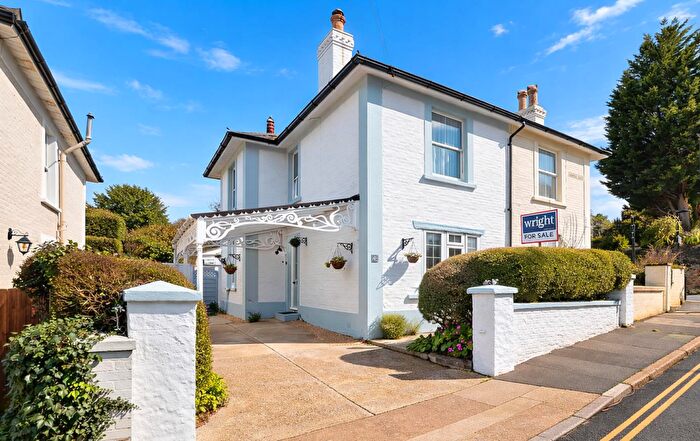 3 Bedroom Semi-Detached House For Sale In Chain Free * Shanklin Old Village, PO37