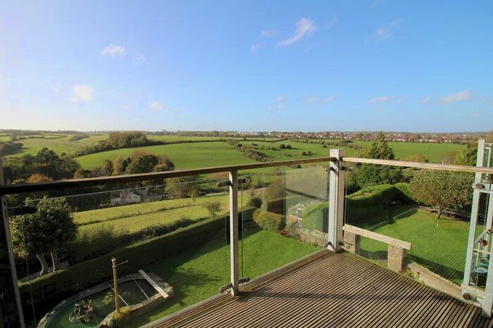 2 Bedroom Apartment To Rent In Wellsway, Keynsham, BS31