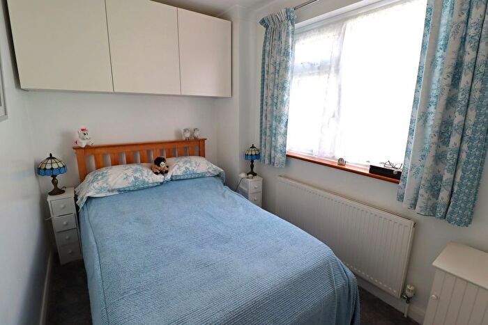 2 Bedroom Semi-Detached Bungalow For Sale In Fulford Drive, Eastwood, Leigh-On-Sea, SS9
