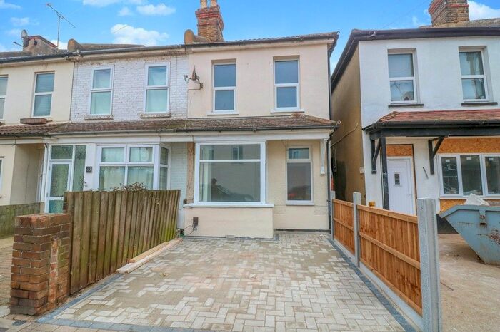 3 Bedroom Semi-Detached House To Rent In West Road, Shoeburyness, Southend-On-Sea, SS3