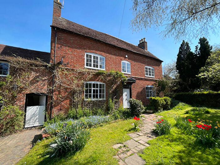 6 Bedroom Detached House For Sale In Lower End, Bubbenhall, Coventry Warwickshire, CV8