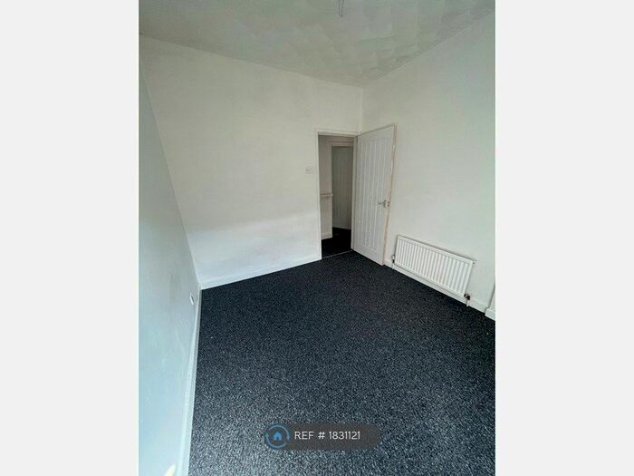 2 Bedroom Terraced House To Rent In Oxford St Pontycymer, Bridgend, CF32