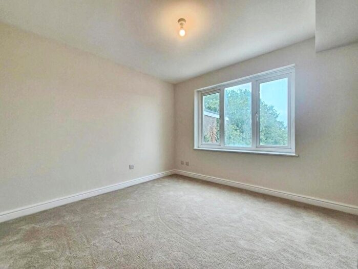 3 Bedroom House To Rent In Garland Drive, Loxley, Sheffield, S6
