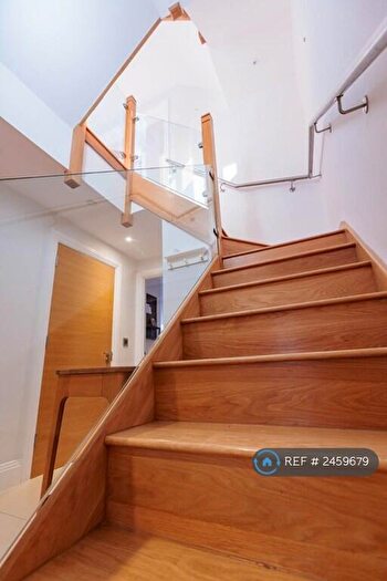 4 Bedroom Terraced House To Rent In Kingsley Walk, Cambridge, CB5