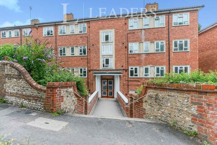 2 Bedroom Flat To Rent In Varndean Road, Brighton, BN1