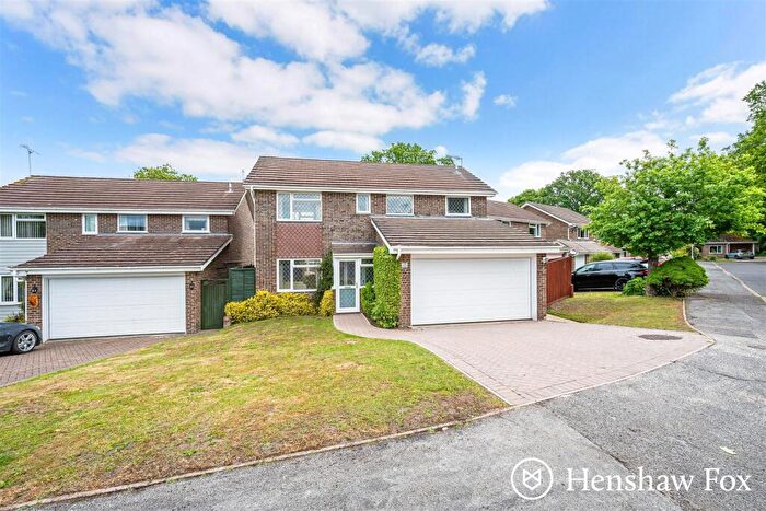 4 Bedroom Detached House For Sale In Brookfields, West Wellow, Hampshire, SO51