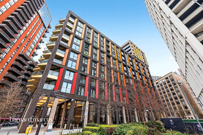 2 Bedroom Flat For Sale In Charles Clowes Walk, London, SW11