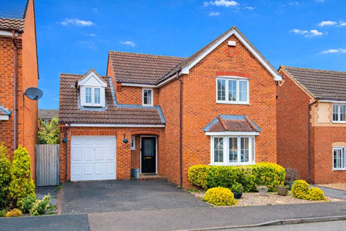 4 Bedroom Detached House For Sale In Tailby Avenue, Kettering, NN16