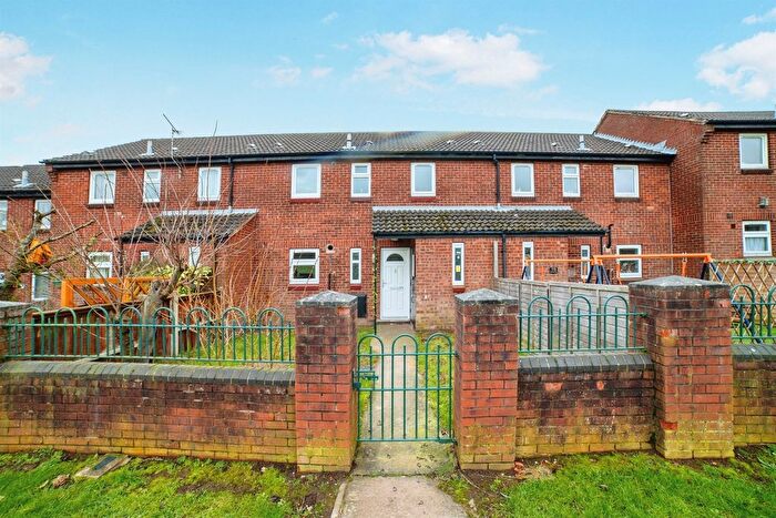 3 Bedroom Terraced House For Sale In Bentinck Close, Boughton, Newark, NG22