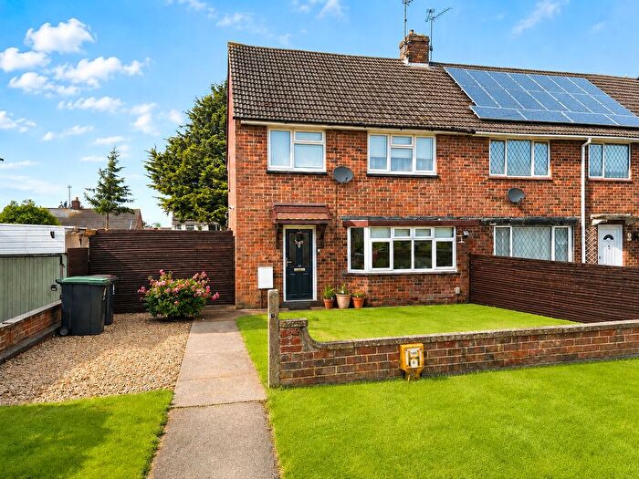 3 Bedroom End Terrace House For Sale In Blinco Road, Rushden, NN10