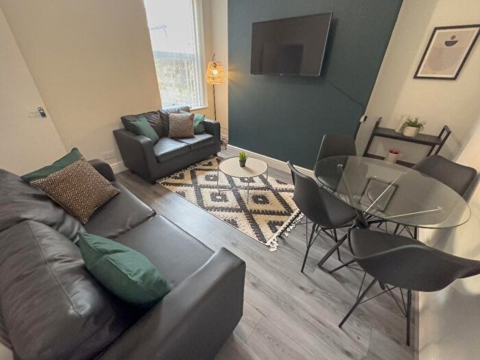 4 Bedroom Terraced House To Rent In Connaught Road, Liverpool, L7