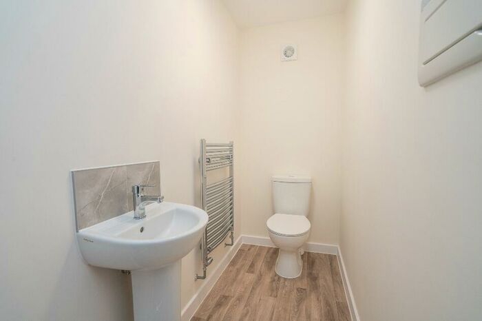 3 Bedroom Terraced House For Sale In Leestone Park, Bolton Lane, Leighton Buzzard, LU7