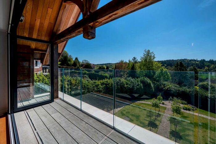 2 Bedroom Penthouse To Rent In Chantry Point, Guildford, GU1