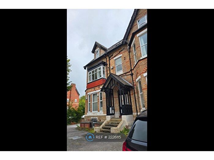 1 Bedroom Flat To Rent In Palatine Road, Manchester, M20