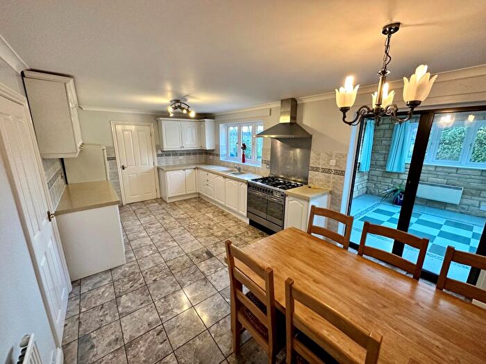 5 Bedroom Detached House To Rent In Grove Court, Marr, DN5