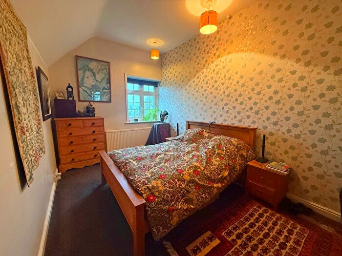 2 Bedroom Flat For Sale In Esplanade Crescent, Scarborough, YO11