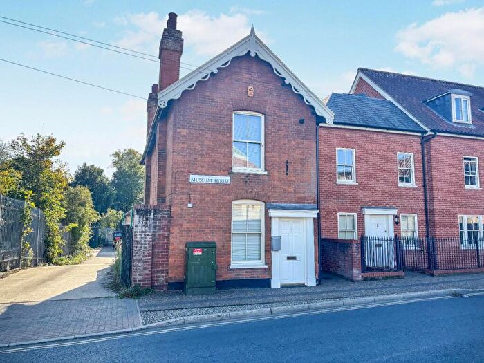 2 Bedroom Flat For Sale In Minstergate, Thetford, IP24