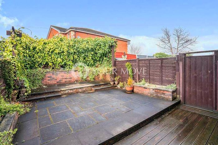 2 Bedroom Semi-Detached House For Sale In Billy Lane, Clifton, Swinton, Manchester, M27