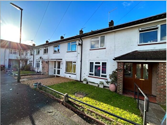 1 Bedroom House To Rent In Southgate, RH10