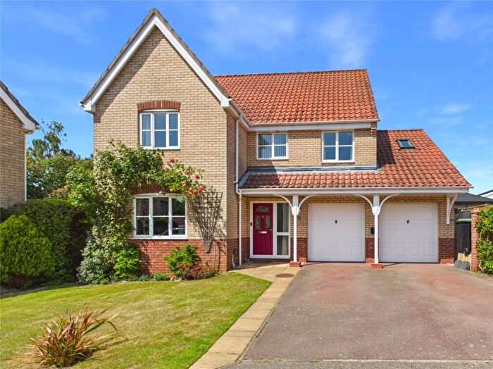 5 Bedroom Detached House For Sale In Crane Close, Woodbridge, Suffolk, IP12