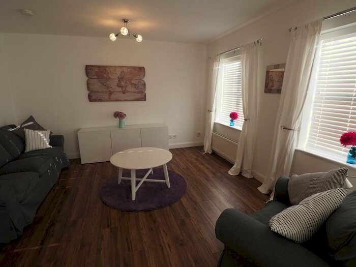 2 Bedroom Apartment To Rent In South Bridge Road, Victoria Dock, Hull, HU9