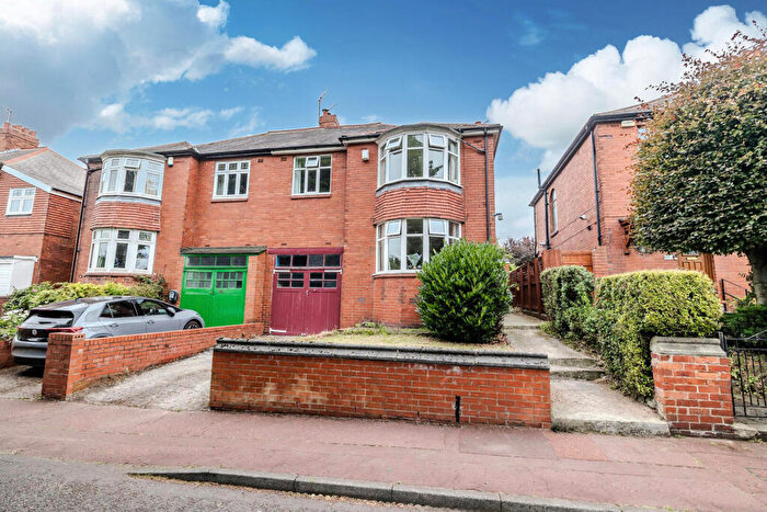 4 Bedroom Semi Detached House For Sale In Crompton Road, Heaton, Newcastle Upon Tyne, NE6