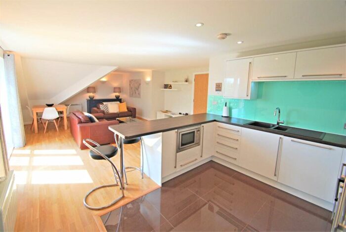 2 Bedroom Apartment To Rent In Central Place, Wilmslow, SK9