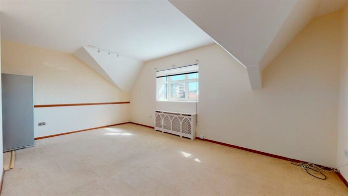 2 Bedroom Flat To Rent In Arthur Road, Birchington, CT7