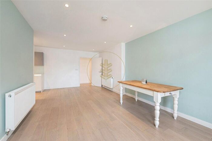 3 Bedroom Apartment To Rent In Wilkinson Close, London, NW2