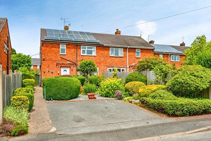 3 Bedroom Semi-Detached House For Sale In Elm Grove, Derby, DE22