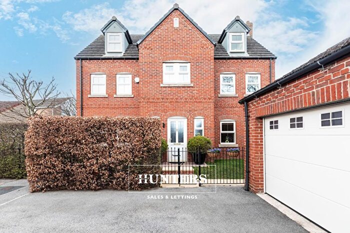 6 Bedroom Detached House For Sale In Applewood Gardens, Darrington, Pontefract, WF8