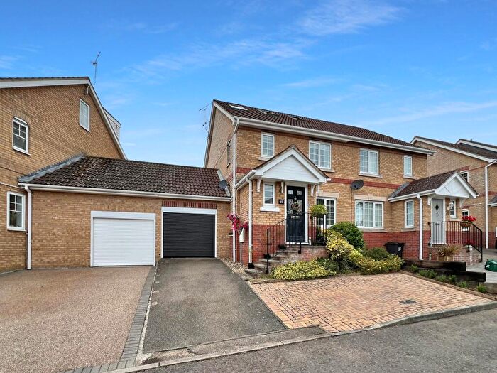 4 Bedroom Semi-Detached House For Sale In Cherry Tree Close, Halstead, CO9