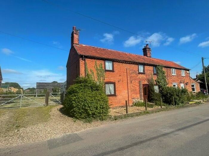 3 Bedroom Semi-Detached House For Sale In Halls Corner Lane, Hevingham, Norwich, Norfolk, NR10