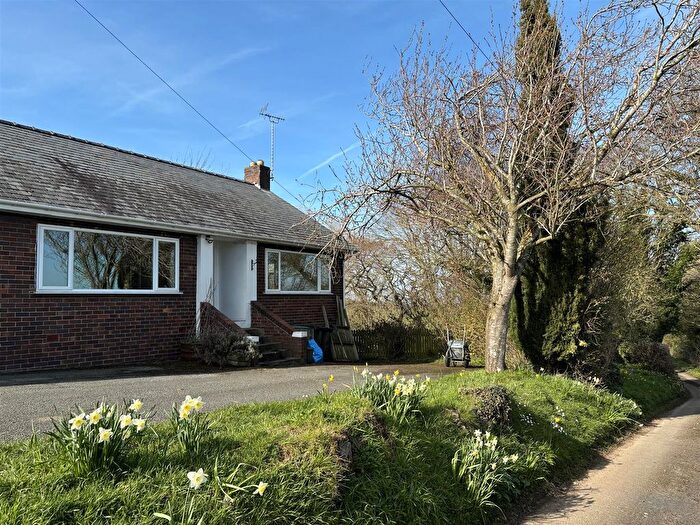 2 Bedroom Semi Detached Bungalow To Rent In The Nant, Pentre Halkyn, Holywell, CH8