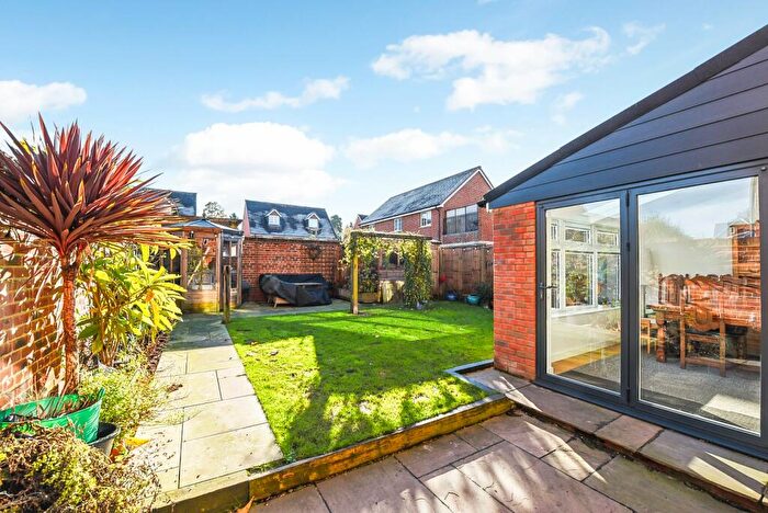 5 Bedroom Detached House For Sale In Canada Way, Liphook, Hampshire, GU30