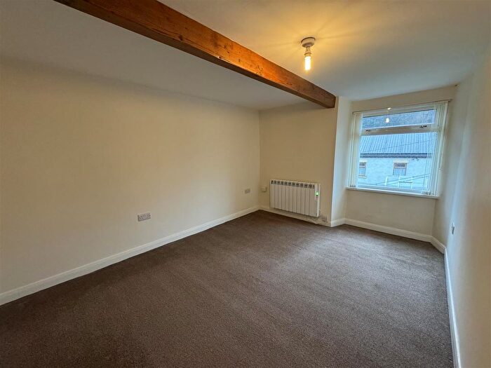 2 Bedroom Flat To Rent In Front Street, Stanhope, Bishop Auckland, DL13