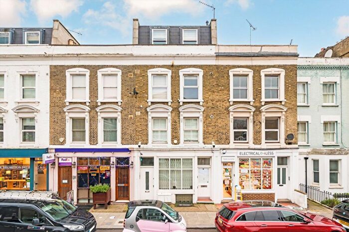 4 Bedroom Property For Sale In Seagrave Road, Fulham, SW6