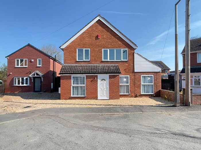 4 Bedroom Detached House To Rent In Fieldhouse Drive, Muxton, Telford, TF2
